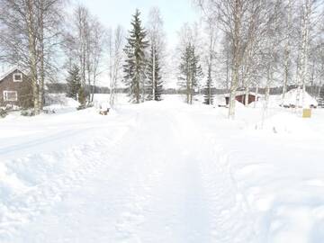 Фото номера Шале Кемпинги Ristijärven Pirtti Cottage Village г. Ристиярви 2